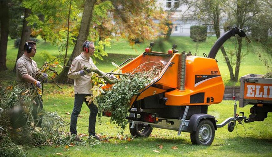 Eliet, broyeur de branches sur chassis routier